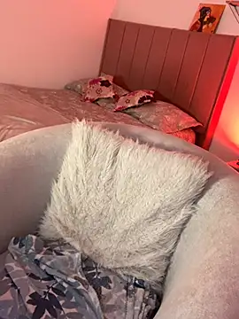 elegant  rouse online show from 02-27-26, 08:42