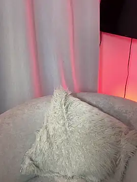 elegant  rouse online show from 03-04-26, 11:33