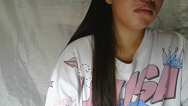 Snapshot of ChubbyButty chatting on 11-20-25, 11:59 ChubbyButty online show from 11-20-25, 11:59