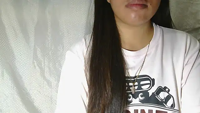 Snapshot of ChubbyButty chatting on 11-24-25, 12:21 ChubbyButty online show from 11-24-25, 12:21