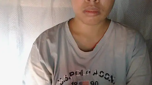 Snapshot of ChubbyButty chatting on 12-02-25, 12:27 ChubbyButty online show from 12-02-25, 12:27