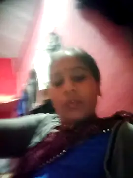 OliveGreen22 online show from 11-21-25, 01:37