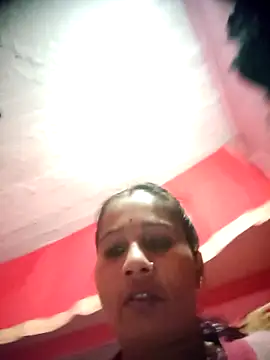 OliveGreen22 online show from 11-27-25, 01:40