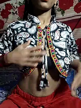 Snapshot of Itz_Aisha__ chatting on 11-18-25, 05:17 Itz Aisha online show from 11-18-25, 05:17