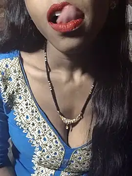 Snapshot of Itz_Aisha__ chatting on 12-17-25, 09:37 Itz Aisha online show from 12-17-25, 09:37