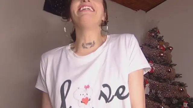 Scarlett crastrawberry online show from 01-07-26, 10:01