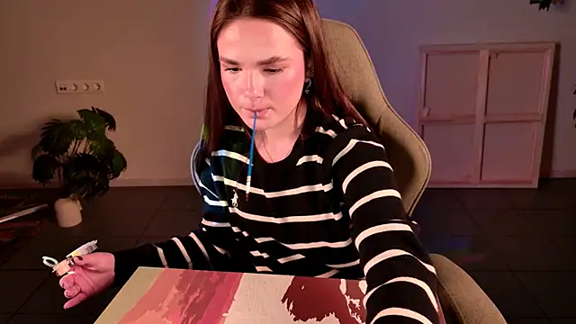 Snapshot of May_Bloom chatting on 11-06-25, 10:49 May Bloom online show from 11-06-25, 10:49