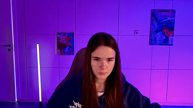 Snapshot of May_Bloom chatting on 11-09-25, 09:18 May Bloom online show from 11-09-25, 09:18