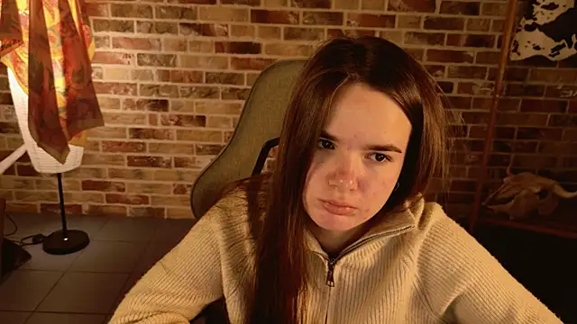 Snapshot of May_Bloom chatting on 12-03-25, 05:04 May Bloom online show from 12-03-25, 05:04