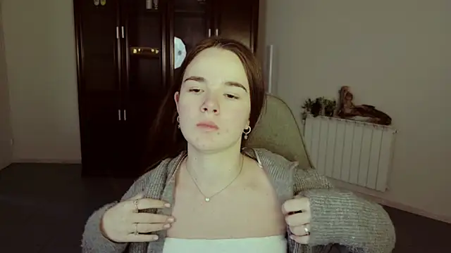 Snapshot of May_Bloom chatting on 12-05-25, 05:16 May Bloom online show from 12-05-25, 05:16