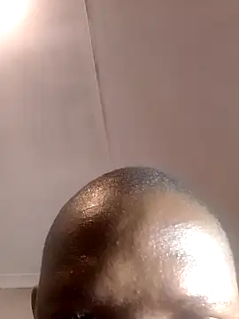 Snapshot of besterman chatting on 11-13-25, 09:52 besterman online show from 11-13-25, 09:52