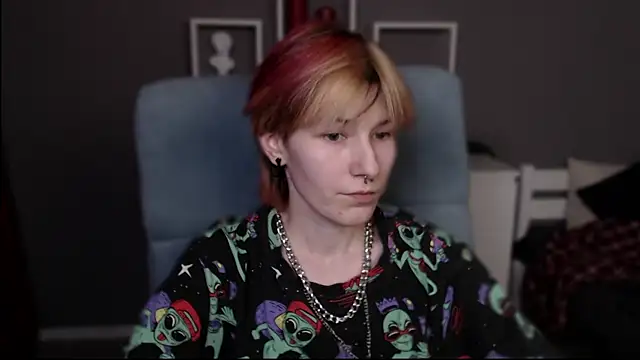 guitarandangell online show from 04-09-26, 06:19