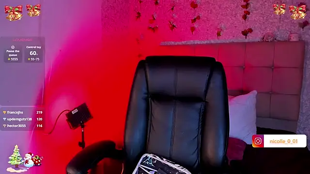 amelia ferrerx online show from 12-14-25, 08:13