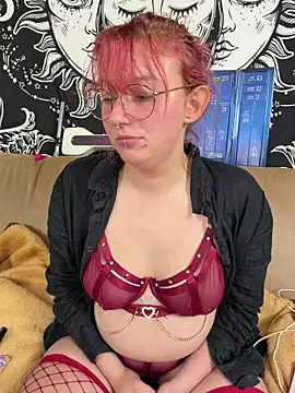 Onlymiasophie online show from 11-18-25, 02:43