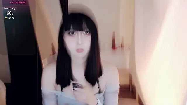 Xiaowen-wen online show from 10-21-25, 02:51