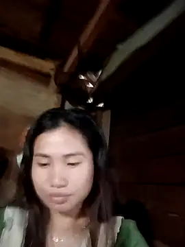 Snapshot of huhu-lele chatting on 10-20-25, 09:10 huhu-lele online show from 10-20-25, 09:10