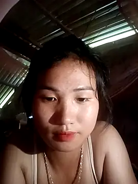 Snapshot of huhu-lele chatting on 10-23-25, 05:40 huhu-lele online show from 10-23-25, 05:40