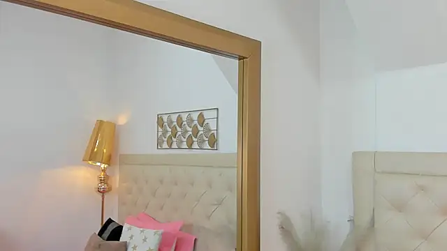 lucia lorenz online show from 11-06-25, 11:33