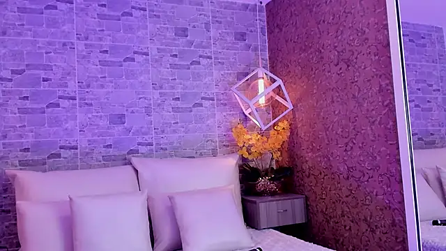 Catalina-Thompson online show from 10-27-25, 12:09