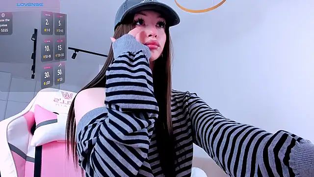 Snapshot of khloeforever chatting on 02-28-26, 09:32 khloeforever online show from 02-28-26, 09:32