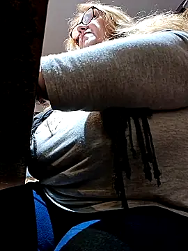 JennyInVegas online show from 10-28-25, 03:36