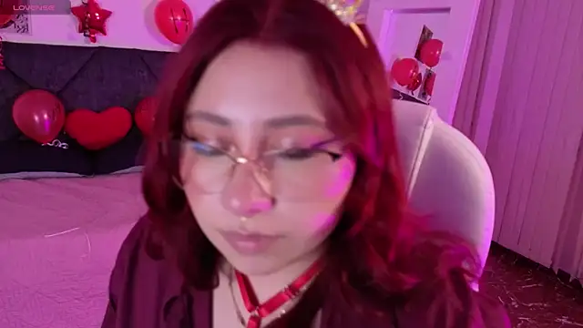 littlee red online show from 05-30-26, 08:28