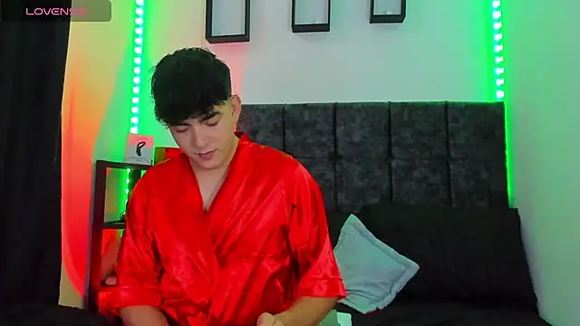 Theo Noxxx online show from 11-26-25, 05:36