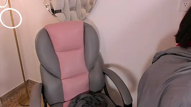 Dakota jhons1 online show from 04-16-26, 09:39