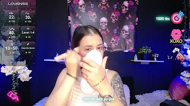 Snapshot of Emma_sweet_hot chatting on 02-10-26, 04:33 Emma sweet hot online show from 02-10-26, 04:33