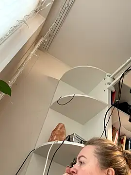 Amelia-Diamond online show from 11-28-25, 07:44