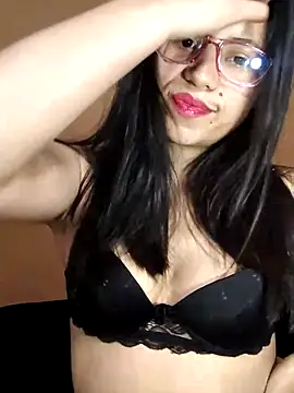 NikkyBlusx online show from 10-25-25, 05:19