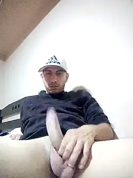 villamarinalvarez25 online show from 10-19-25, 01:39