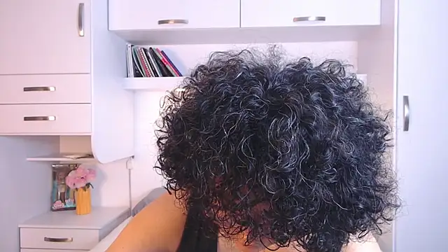 MartiRuis10 online show from 11-30-25, 09:08