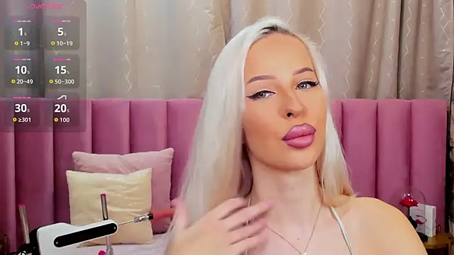 KailaCrystall online show from 11-13-25, 01:26