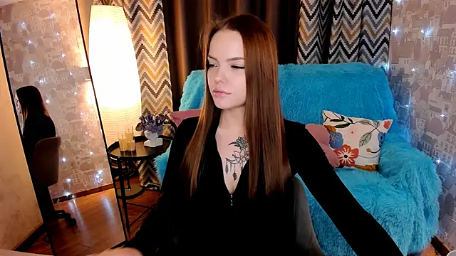 MelissaBell  online show from 11-28-25, 08:17