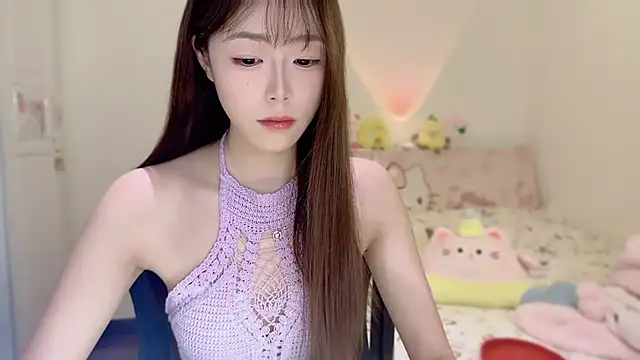 Onecutelittle online show from 11-24-25, 12:54