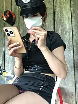 Kylie beem online show from 03-25-26, 06:41