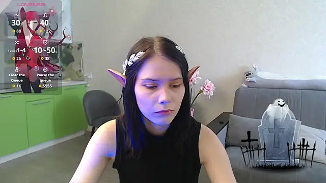 Mell Hyees online show from 10-30-25, 11:44