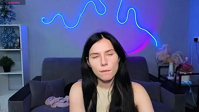 Mell Hyees online show from 12-03-25, 06:06