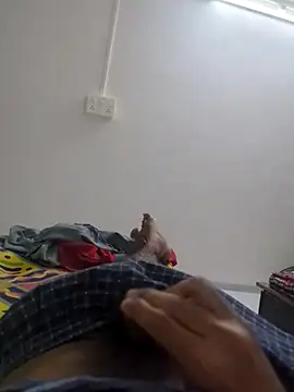 Snapshot of sugar_seeker chatting on 11-06-25, 05:03 sugar seeker online show from 11-06-25, 05:03