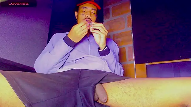 Anaconda larga online show from 10-23-25, 11:42