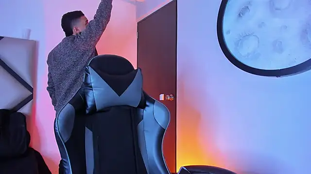 mike 257 online show from 11-21-25, 11:53