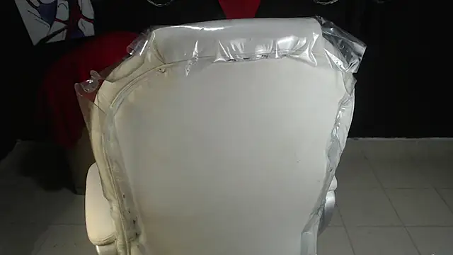 Aishaahot online show from 12-16-25, 06:24