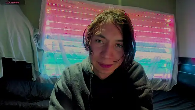 najimi uwu online show from 11-14-25, 10:51