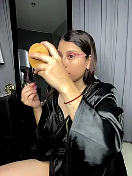 Snapshot of Sammy_Sweet01 chatting on 10-31-25, 12:17 Sammy Sweet01 online show from 10-31-25, 12:17