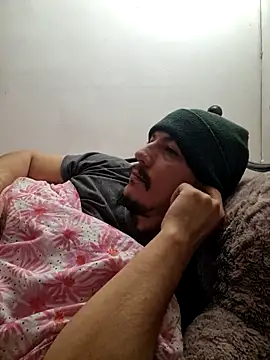 bbyxklaus online show from 10-30-25, 02:24