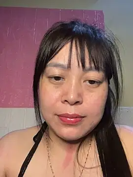 Butterfly kee online show from 10-26-25, 05:19