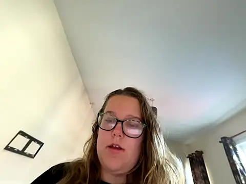 Scarletcum22 online show from 11-02-25, 08:28