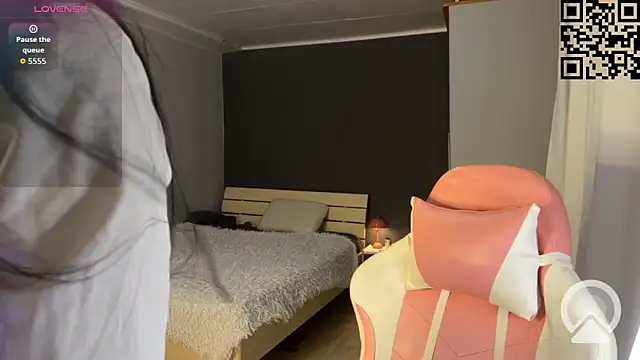 ella simons online show from 02-05-26, 11:09