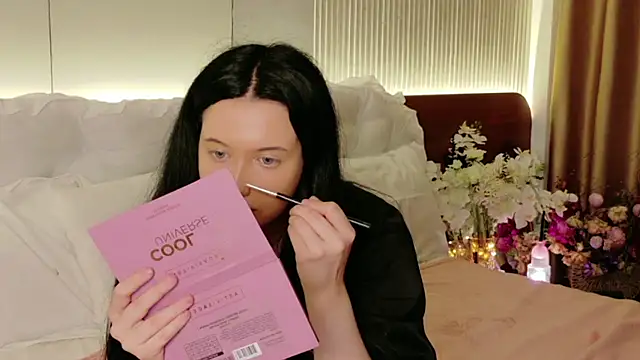 Felicia Herceg online show from 01-11-26, 02:33